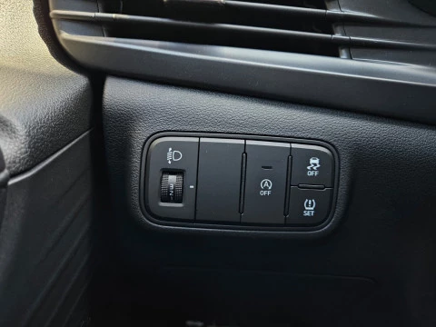 Hyundai Bayon MAXX 1.0 TGDI 100CV 5P