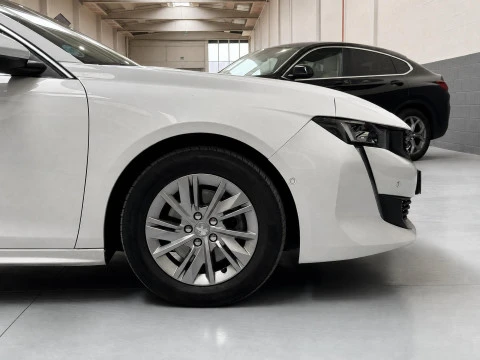 Peugeot 508 5P Business Line BlueHDi 130 EAT8