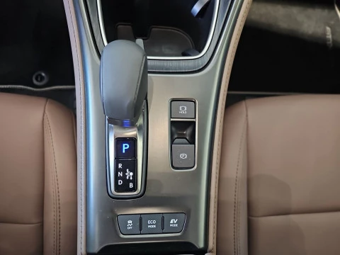 Lexus LBX 1.5 136cv HEV Elegant+