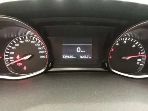Peugeot 308 5p Style BlueHDi 130 S&S