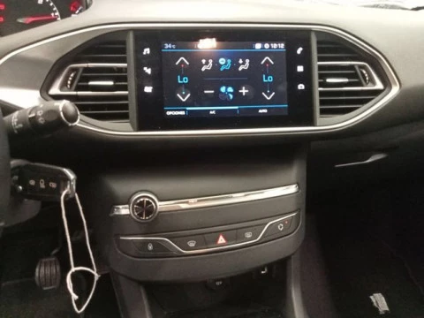 Peugeot 308 5p Style BlueHDi 130 S&S