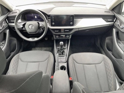 Skoda Kamiq 1.0 TSI 81kW (110CV) Emotion