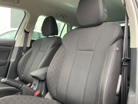 Skoda Kamiq 1.0 TSI 81kW (110CV) Emotion