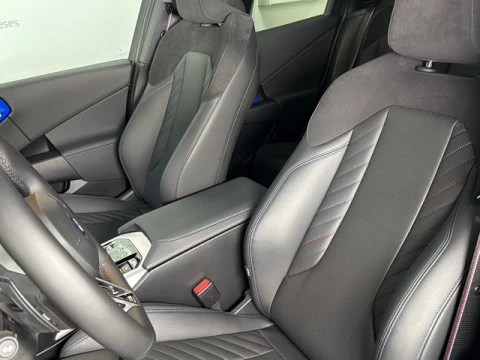 BMW X3 xDrive30e 220 kW (299 CV)