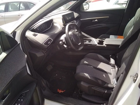 Peugeot 3008 Hybrid 180 e-EAT8 Allure Pack