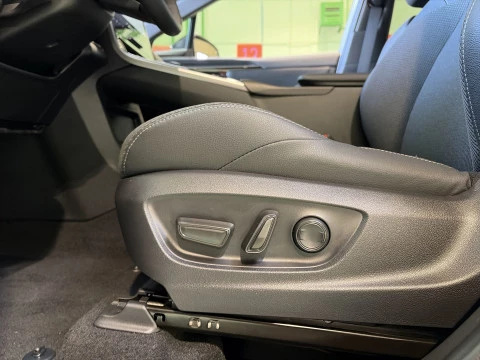 Toyota BZ4X 200E Style 4x2 Auto 150 kW (204 CV)