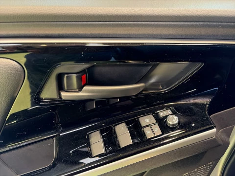 Toyota BZ4X 200E Style 4x2 Auto 150 kW (204 CV)