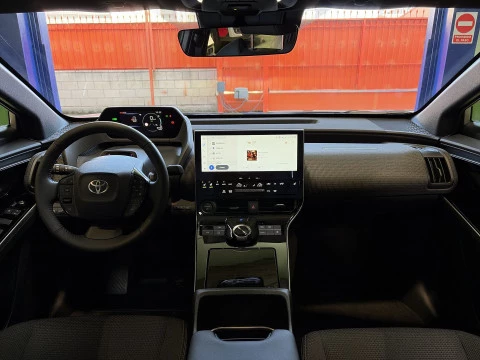 Toyota BZ4X 200E Style 4x2 Auto 150 kW (204 CV)