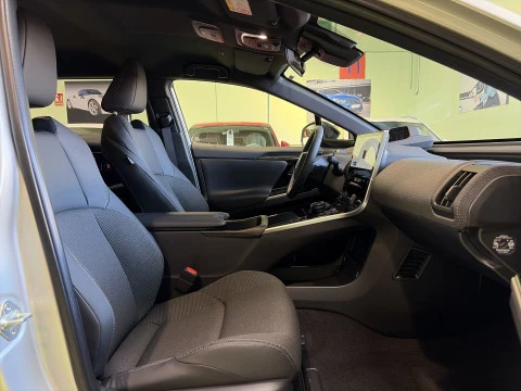 Toyota BZ4X 200E Style 4x2 Auto 150 kW (204 CV)