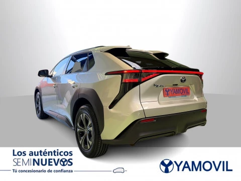 Toyota BZ4X 200E Style 4x2 Auto 150 kW (204 CV)