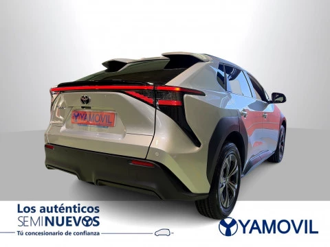 Toyota BZ4X 200E Style 4x2 Auto 150 kW (204 CV)