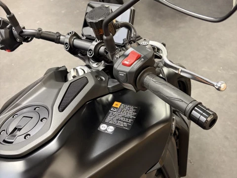 Yamaha MT-09 Y-AMT 35KW