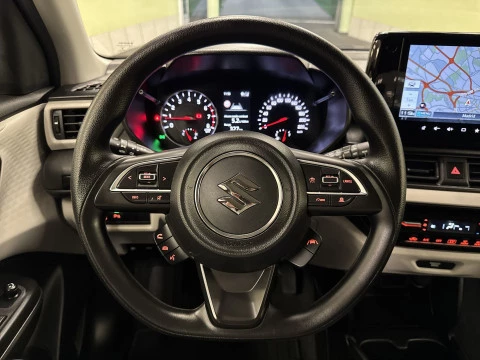 Suzuki Swift 1.2 Mild Hybrid S1 61 kW (83 CV)