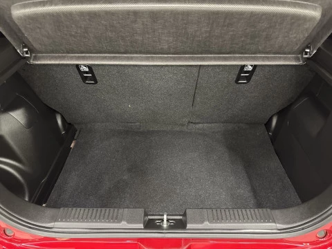 Suzuki Swift 1.2 Mild Hybrid S1 61 kW (83 CV)