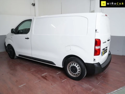 Peugeot Expert Combi BlueHDi 120 S&S Standard 88 kW (120 CV)
