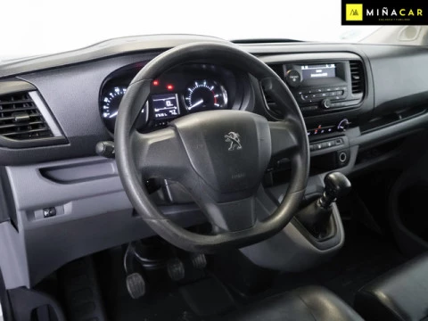 Peugeot Expert Combi BlueHDi 120 S&S Standard 88 kW (120 CV)