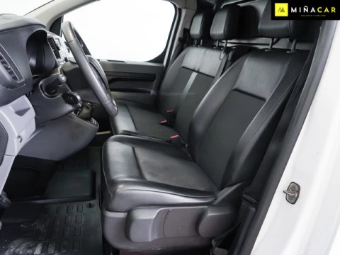 Peugeot Expert Combi BlueHDi 120 S&S Standard 88 kW (120 CV)