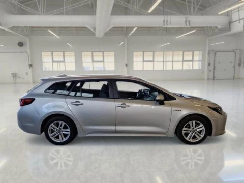 Toyota Corolla 1.8 125H BUSINESS E-CVT TOU SPORT