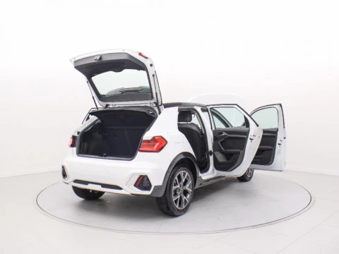 Audi A1 35 TFSI S TRONIC CITYCARVER 150 5P