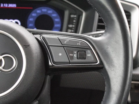 Audi A1 35 TFSI S TRONIC CITYCARVER 150 5P