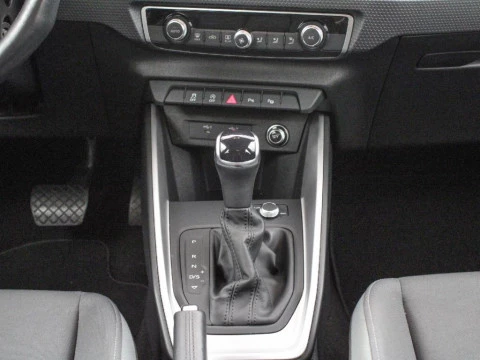 Audi A1 35 TFSI S TRONIC CITYCARVER 150 5P