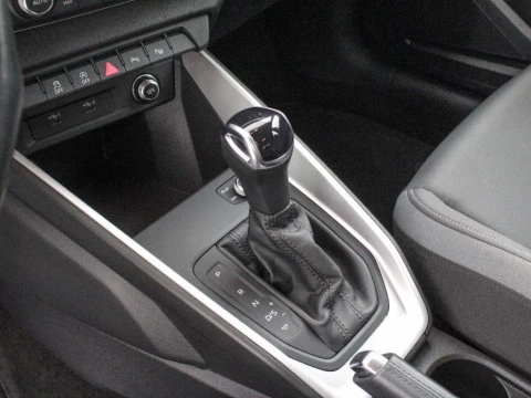 Audi A1 35 TFSI S TRONIC CITYCARVER 150 5P