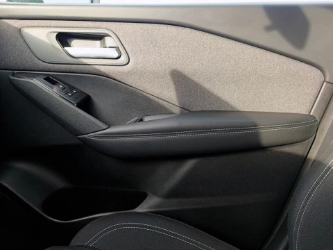 Nissan Qashqai NUEVO NISSAN QASHQAI ACENTA DIG-T 103KW (140CV) MILD HYBRID 12V