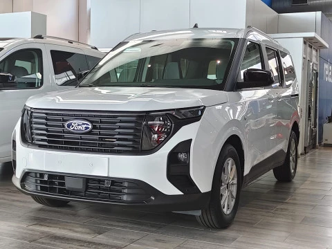Ford Tourneo Courier 1.0 Ecoboost 92kW (125CV) Titanium Ford Tourneo Courier 1.0 Ecoboost 92kW (125CV) Titanium