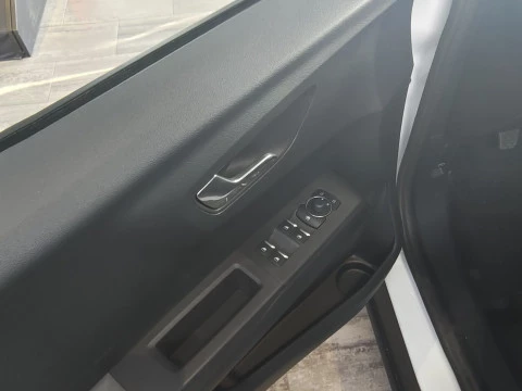 Ford Tourneo Courier 1.0 Ecoboost 92kW (125CV) Titanium