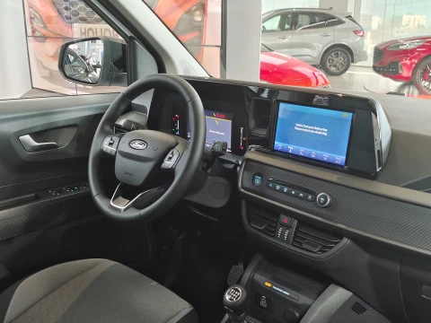 Ford Tourneo Courier 1.0 Ecoboost 92kW (125CV) Titanium