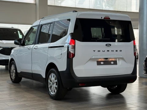 Ford Tourneo Courier 1.0 Ecoboost 92kW (125CV) Titanium