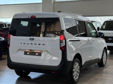 Ford Tourneo Courier 1.0 Ecoboost 92kW (125CV) Titanium