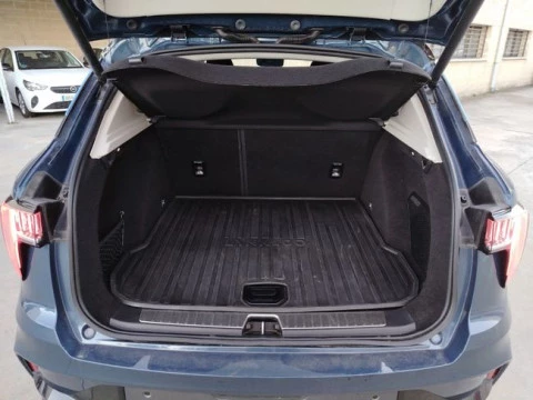 Lynk & Co 01 1.5 PHEV 3.3kW