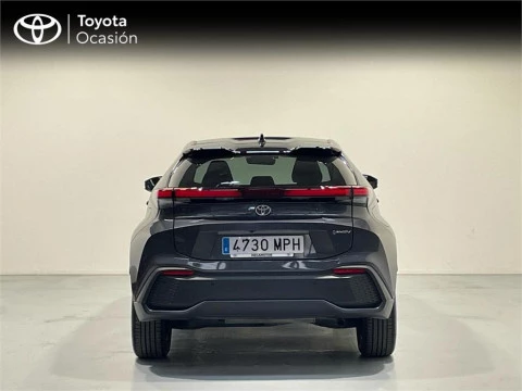 Toyota C-HR Advance Plus + Skyview®