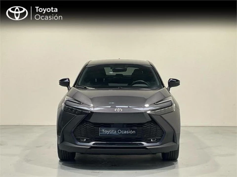 Toyota C-HR Advance Plus + Skyview®