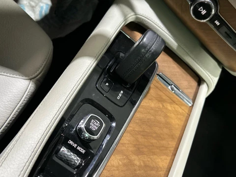 Volvo XC90 2.0 B5 D BUSINESS PLUS 4WD AUTO 235 TECHO 360º HUD