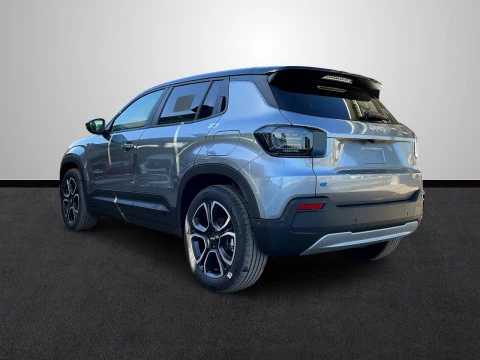 Jeep Avenger BEV 115kW (156CV) Summit