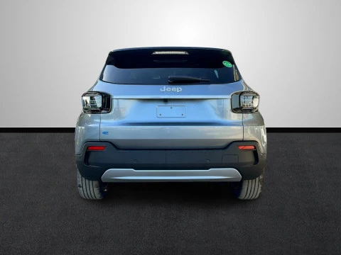 Jeep Avenger BEV 115kW (156CV) Summit
