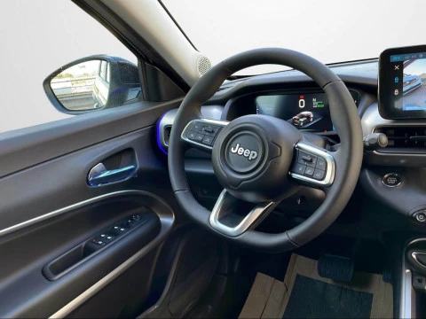 Jeep Avenger BEV 115kW (156CV) Summit