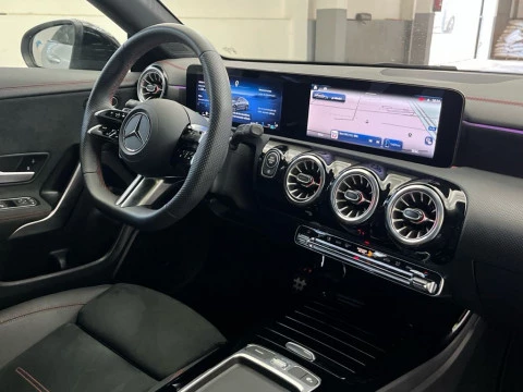 Mercedes-Benz CLA 220 d Coupé