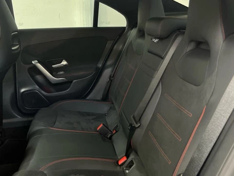 Mercedes-Benz CLA 220 d Coupé