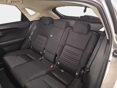 Lexus NX 2.5 300h Business 2WD