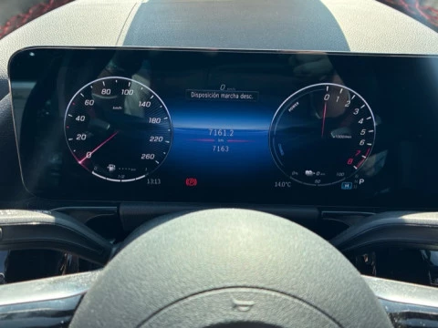 Mercedes-Benz GLA  250 e