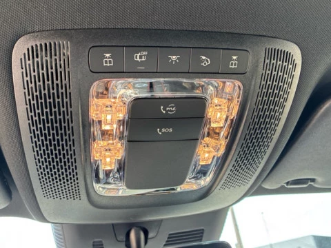 Mercedes-Benz GLA  250 e