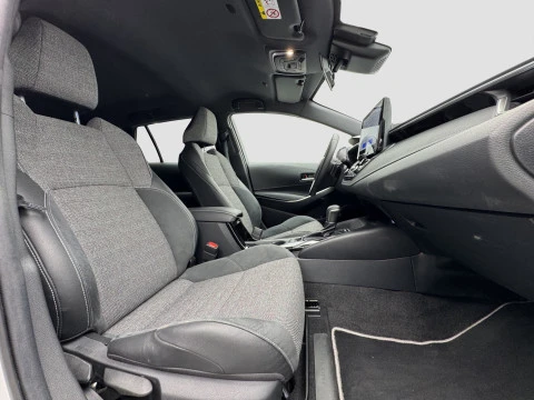 Toyota Corolla 200H Style Touring Sport