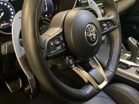 Alfa Romeo Stelvio 2.2 Diésel 154kW (210CV) Veloce Q4