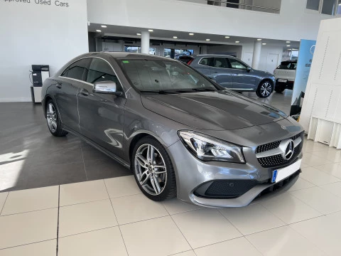 Mercedes-Benz Clase CLA 1.6 CLA 200 4P