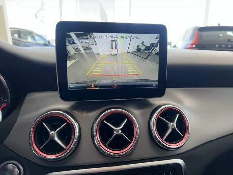 Mercedes-Benz Clase CLA 1.6 CLA 200 4P