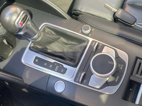Audi A3 AUDI  Sedan 2.0TDI S tronic 110kW