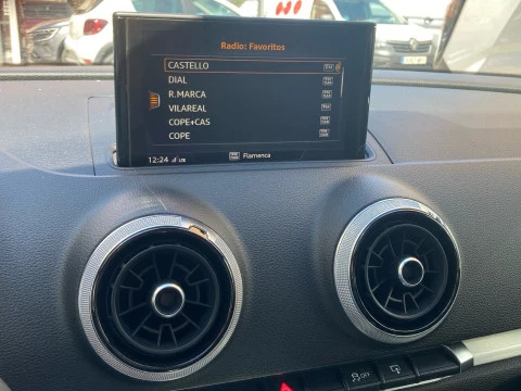 Audi A3 AUDI  Sedan 2.0TDI S tronic 110kW
